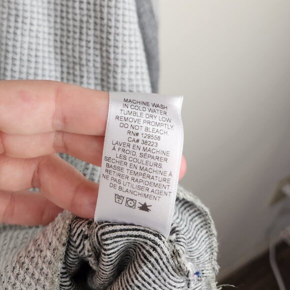 Sol Angeles Gray White Thermal Waffle Knit Long Sleeve Tee sz L *flawed* - Picture 11 of 11